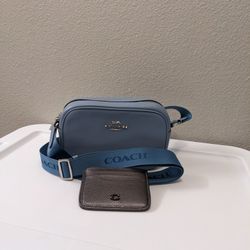 Brand New Authentic Coach Bag w/wallet & Straps $100