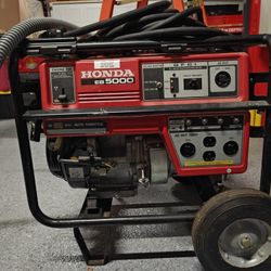 Honda EB5000 5000 Watt Gas Generator - Used