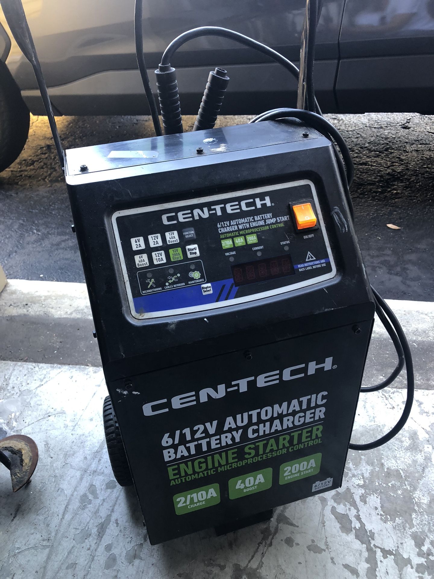 Cen-Tech 6/12v Automatic Battery Charger W/ Jump Start
