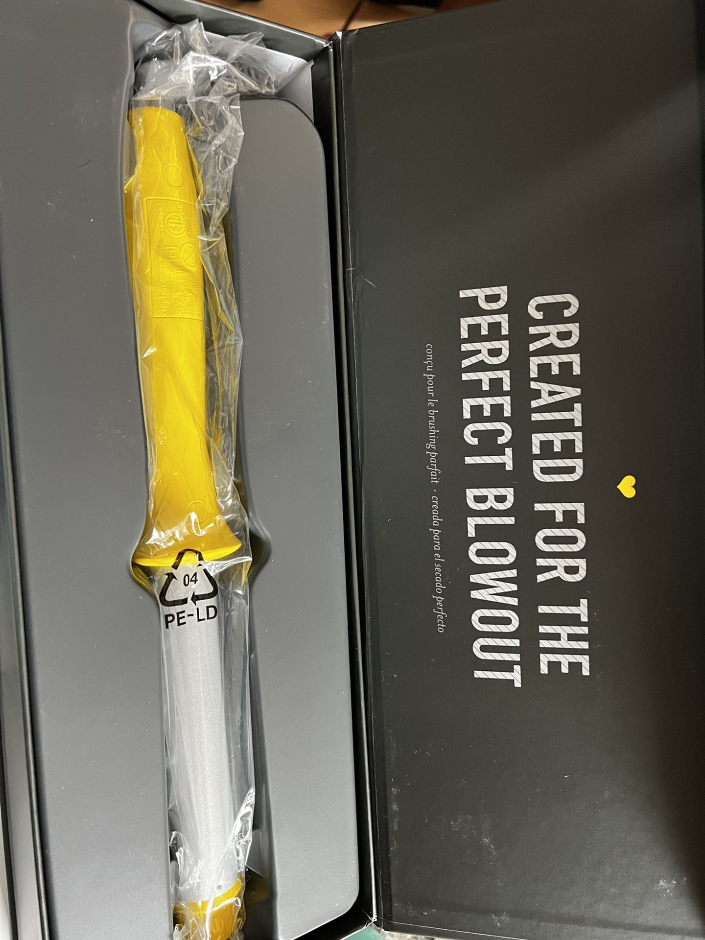 Dry bar The Wrap Party Styling Curly Iron