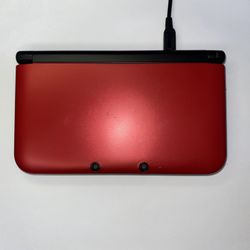 Nintendo 3DS XL Red