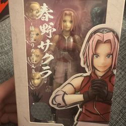 Sakura Haruno ShFiguarts Brand New