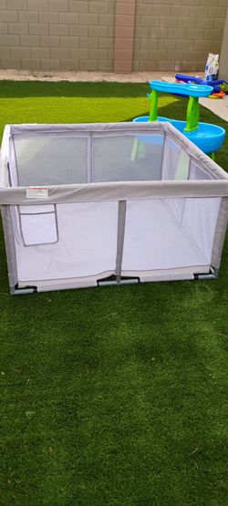 Kids corral play pen