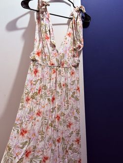 Women’s Dress Sleeveless 