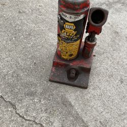 Car Jack Good Condition 