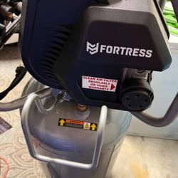 Air Compressor 27 Gallon 200 Psi