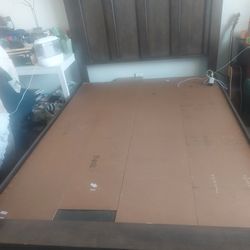 Queen Wooden Bedframe With 2 Drawers