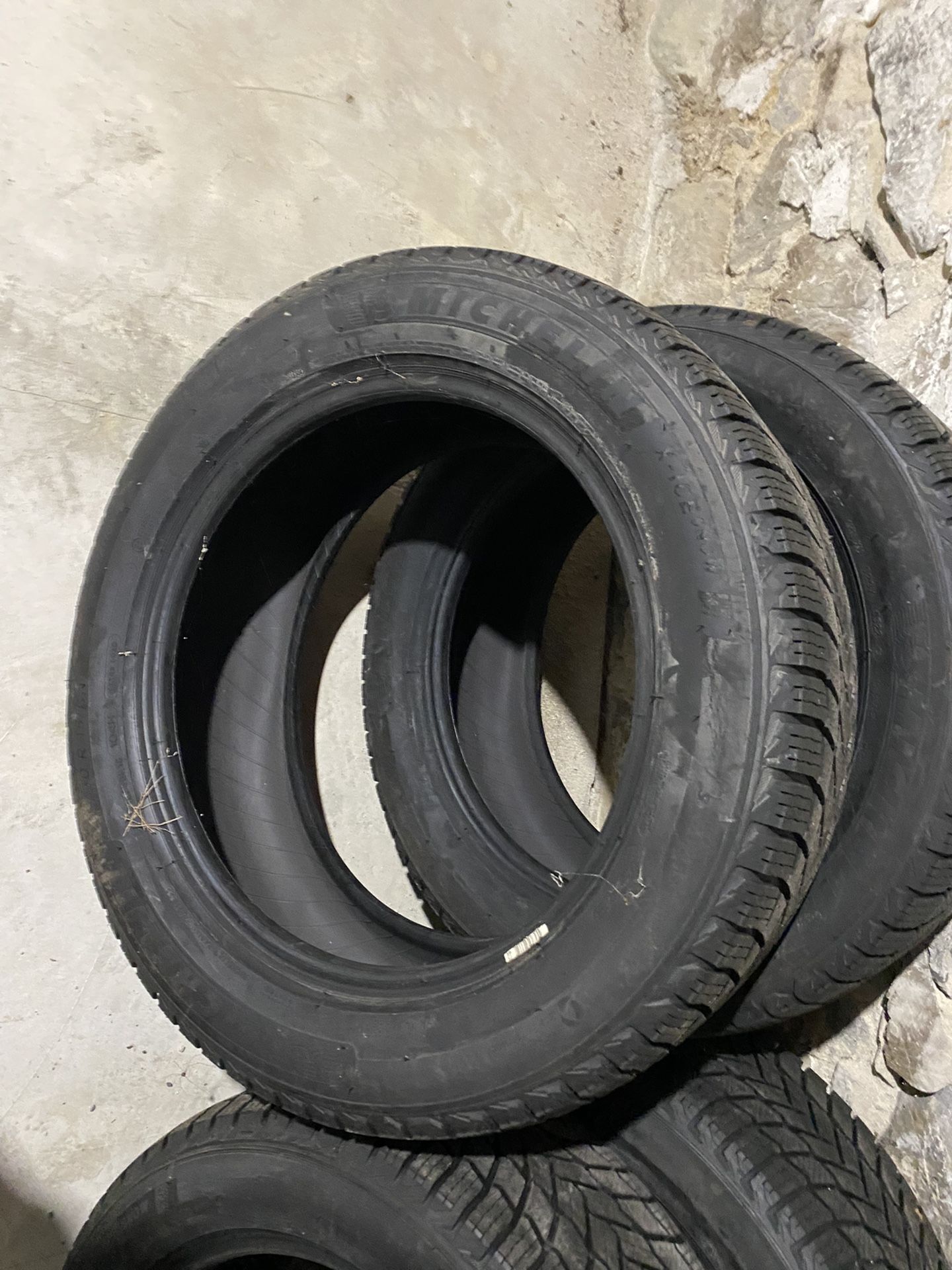 4 Michelin XIce Snow Tires 245/50R18 (Tires Only) for Sale in Malden