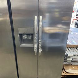 Frigidaire 36 in. 26 cu.ft. Standard Depth Side by Side Refrigerator in Stainless Steel