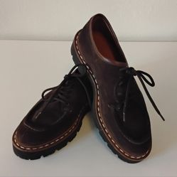 Bally Lyndon Suede Derby Shoes - men size US 7d
