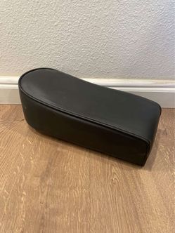 Taco seat