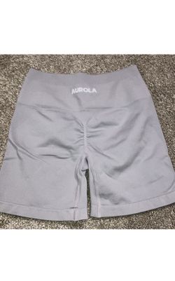 aurola, Shorts