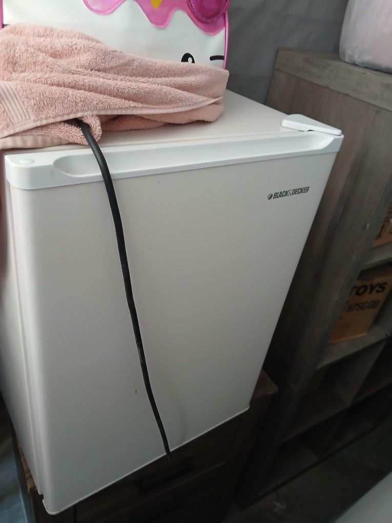 Mini Refrigerator