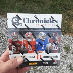🏈🏈🏈Chronicles Football Draft Picks Megabox🔥 Brand New Unopened Factory Sealed‼