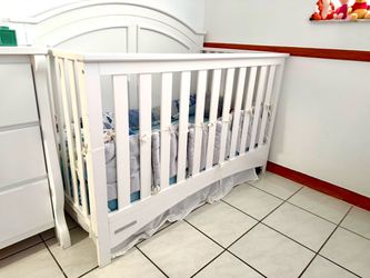 Convertible Crib