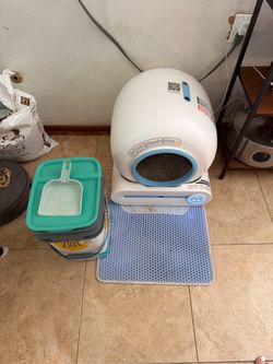 Self-Cleaning Automatic Cat Litter Box