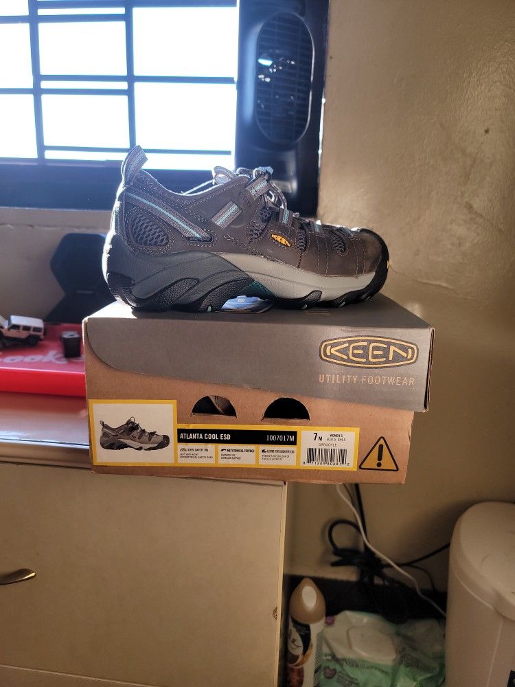Keen Utility Footwear Women Size 7M
