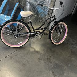 Women Cruiser Bike Black with Pink Rims