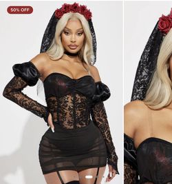 Costume