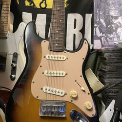 Fender Squire Stratocaster Mini Guitar 