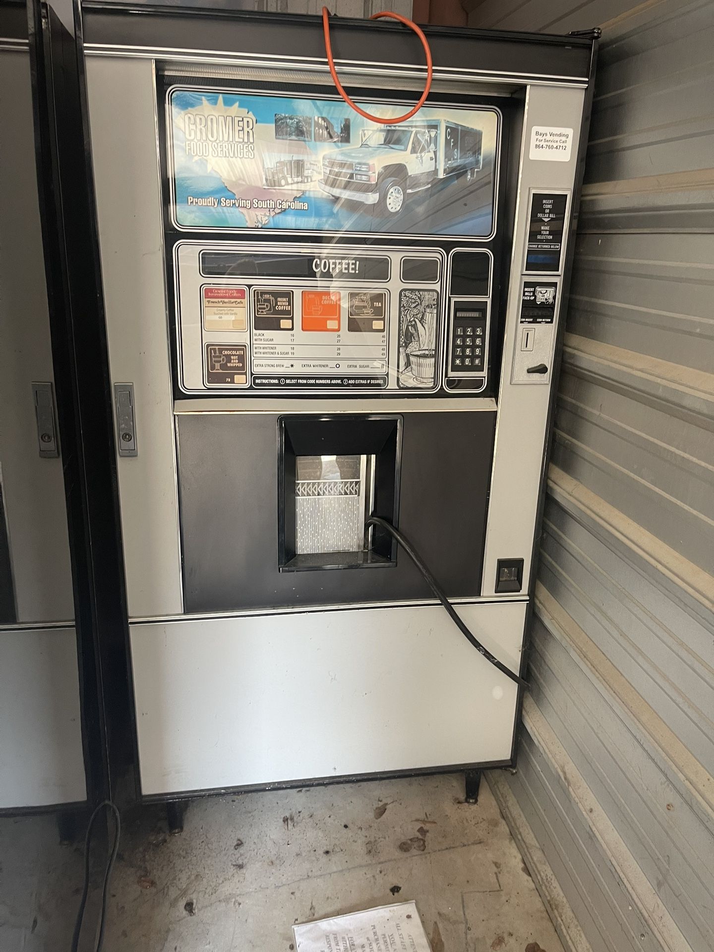 Coffee vending machine