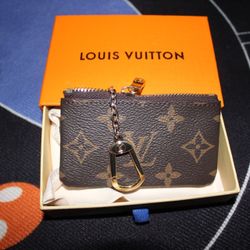 LV Key Pouch