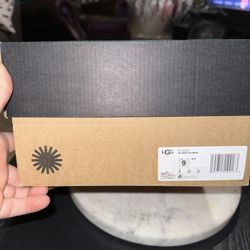 Ugg Mens Sneaker Rare