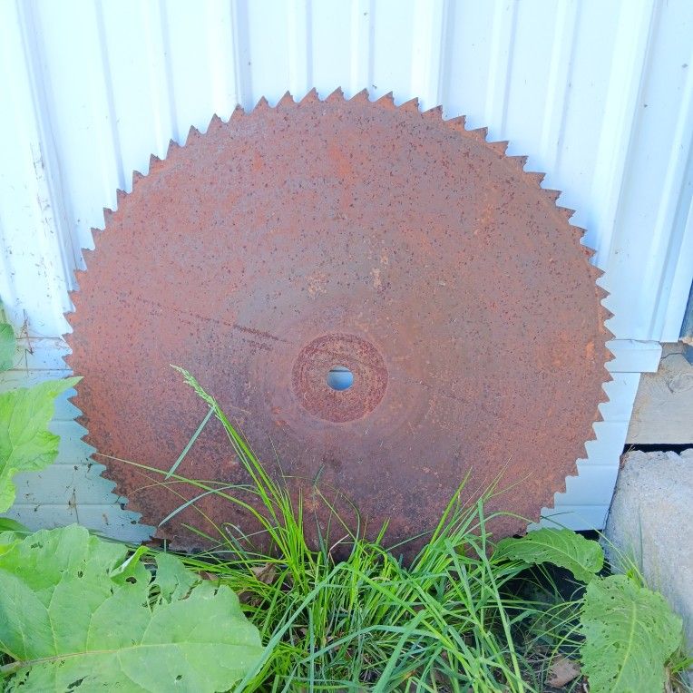 28" Vintage Rustic Sawmill Blade.