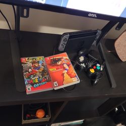 Wii U Switch $300 With Extra Remote And 2 Games !