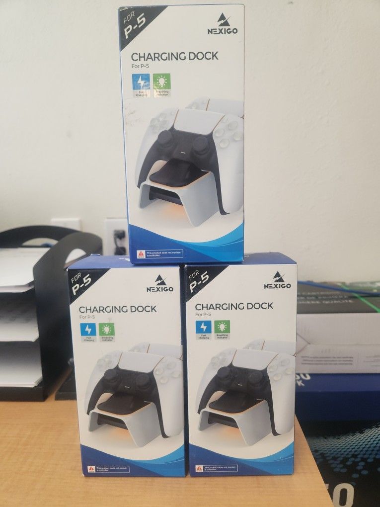 PS5 CHARGING DOCKS