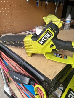 RYOBI ONE+ HP 18V Brushless 8 in. Battery Compact Pruning Mini Chainsaw (Tool Only)