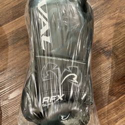 RIVAL Guerrero Authentic Boxing Gloves Lace UPS