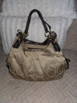 Coach Signature Hobo Shoulder Bag