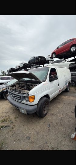 ✅ 2002-2008 FORD E150 VAN CAR FOR PARTS ONLY ENGINE AND TRANSMISSION RUNNING GOOD ✅
