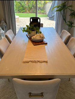 Crate and Barrel Dining Table with 6 Upholstered Chairs