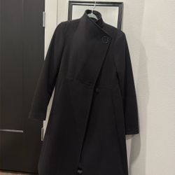 Calvin Klein Women’s Fitted Peacoat (small)
