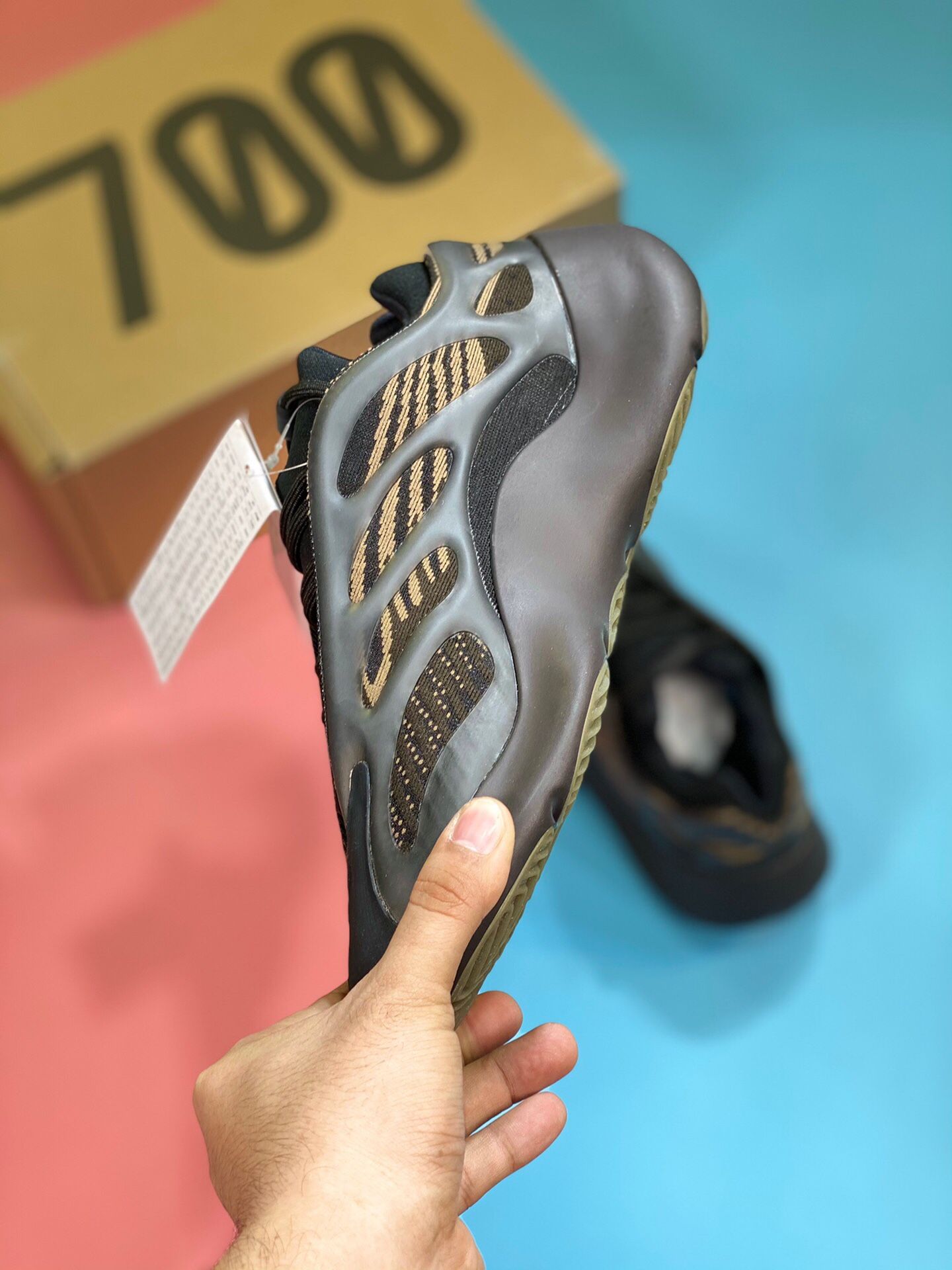 Adidas Yeezy Coconut 700V3 "Azael"