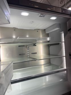 Four-door front door, Counter depth refrigerator