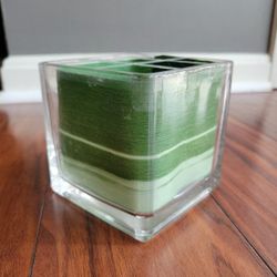 Cube glass vase