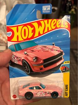 HOT WHEELS DATSUN