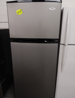 Whirlpool Top Freezer Fridge – Stainless, Glass Shelves