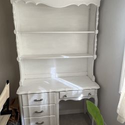 3 Piece White Wood Bedroom Set Desk/ Hutch Bookshelves, Side Table & Dresser- clean
