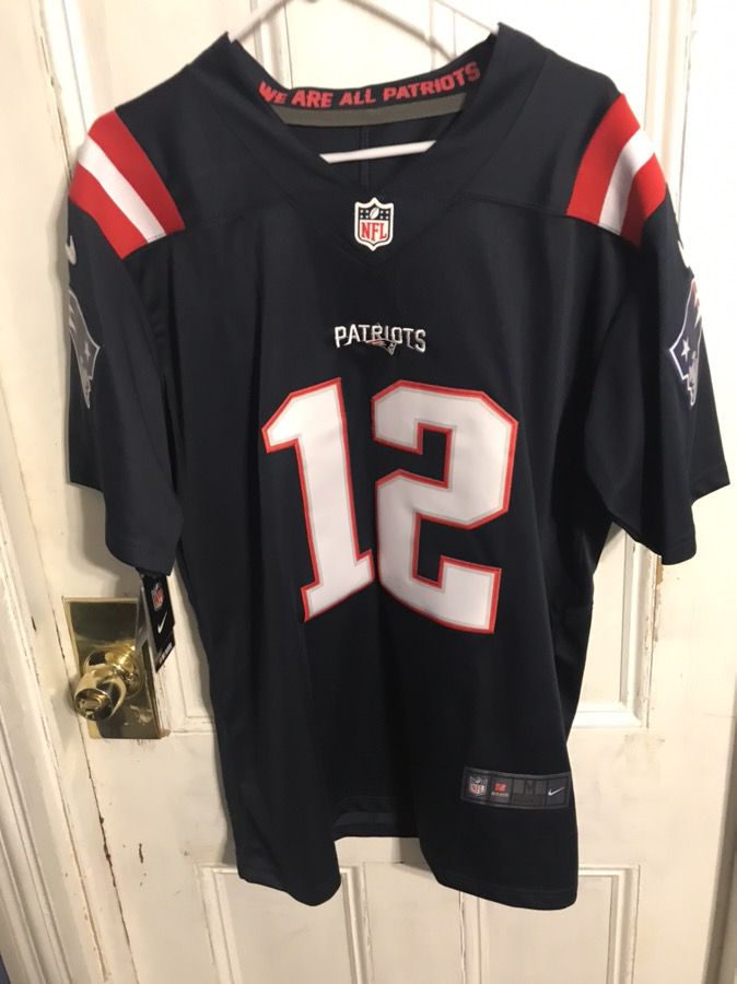 Tom Brady color rush patriots jersey medium