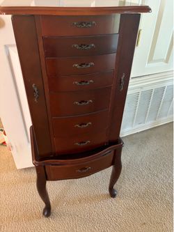 Jewelry armoire