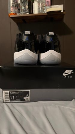 Jordan 11 Space Jam