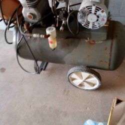 220 Air Compressor 