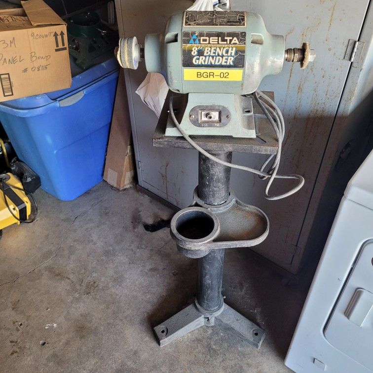 Delta Bench Grinder With Stand