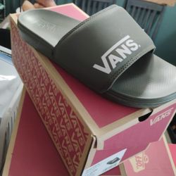 Vans Size 11 Olive Green Slide New