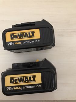 2 baterías dewalt nuevas $45 cada una