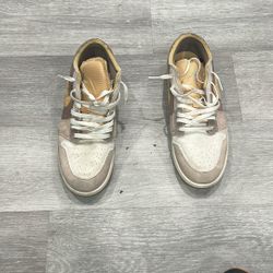 Air Jordan 1 low SE craft